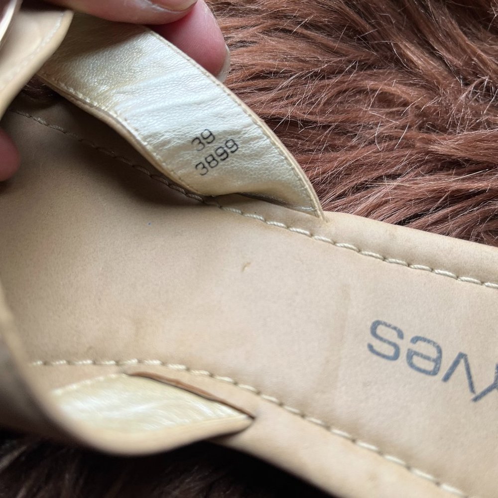 St. Yves Sandals - Picture 3 of 8